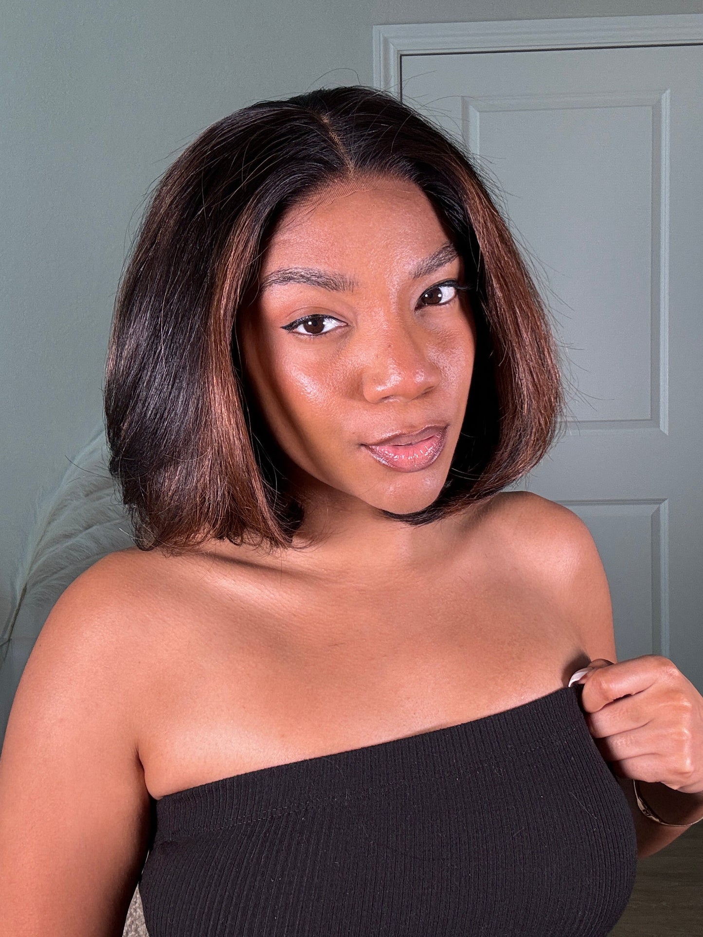 LUVME hair 1o inch highlight bob